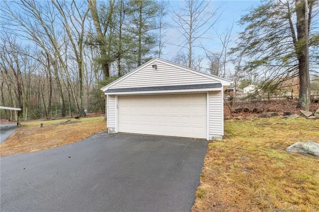 Photo of 523 New Road