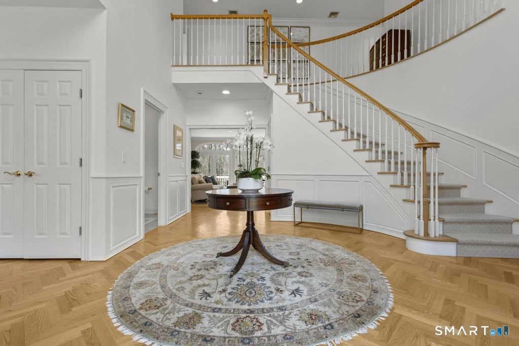 Photo of 8 Maplewood Lane