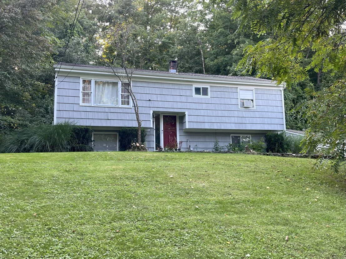 Photo of 40 Overlook Drive