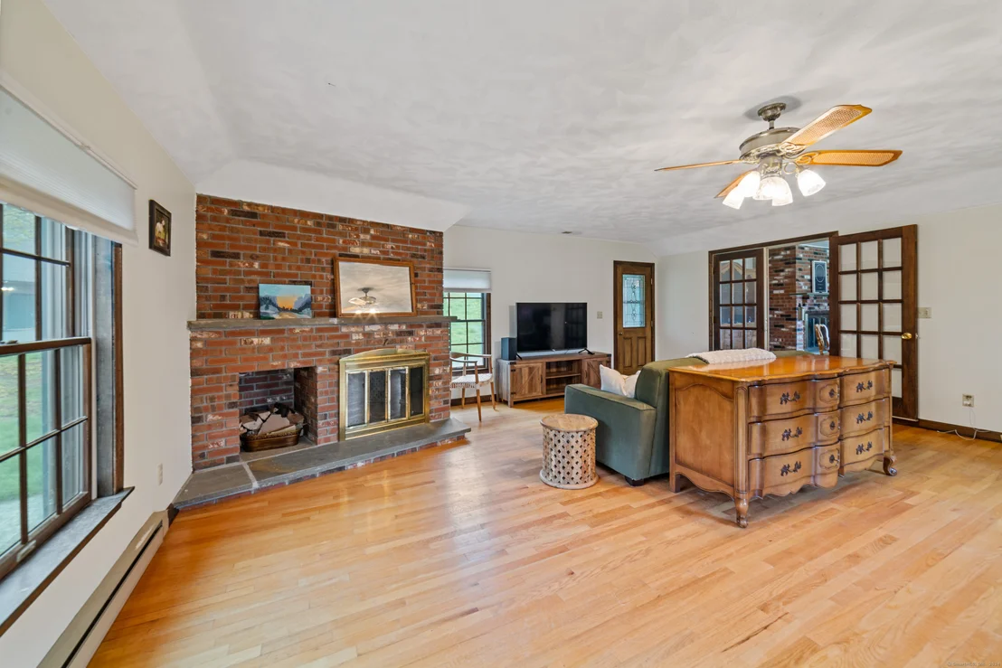 Photo of 144 Marshall Street