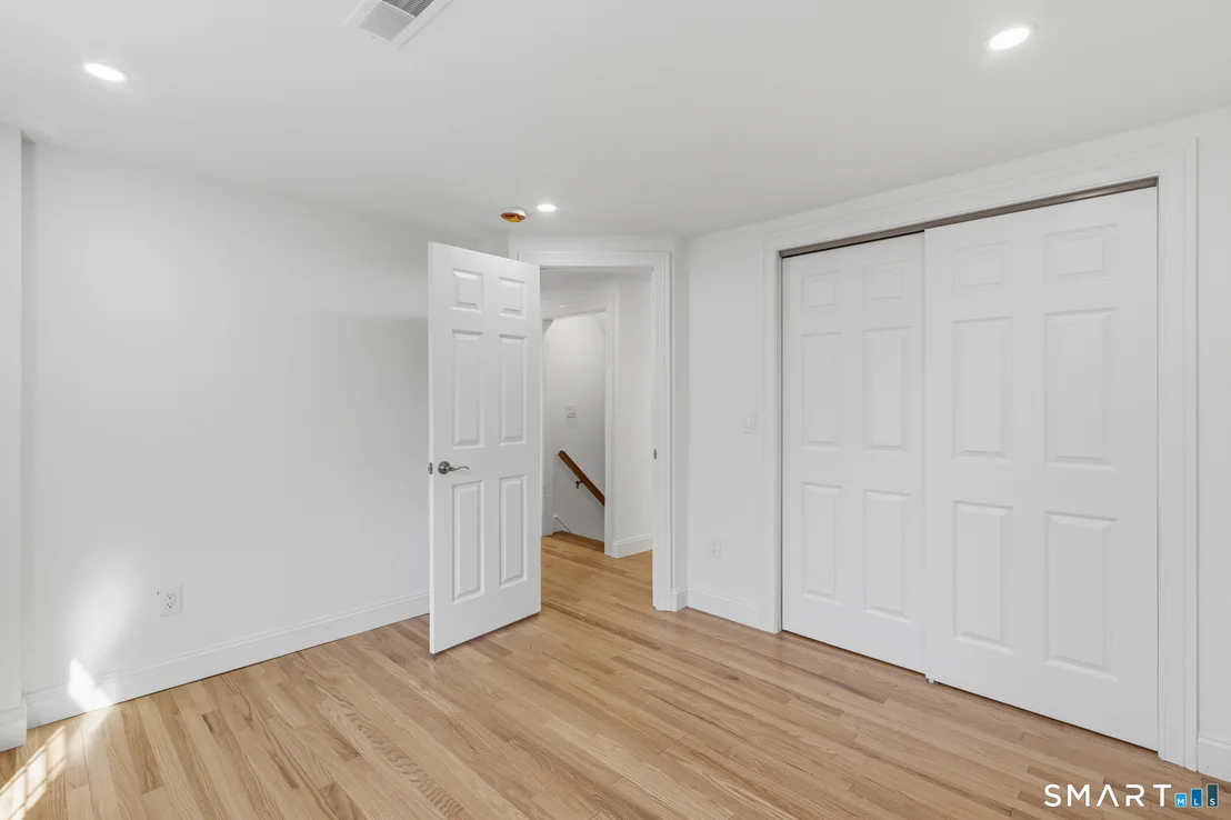 Photo of 395 Cross Hill Road