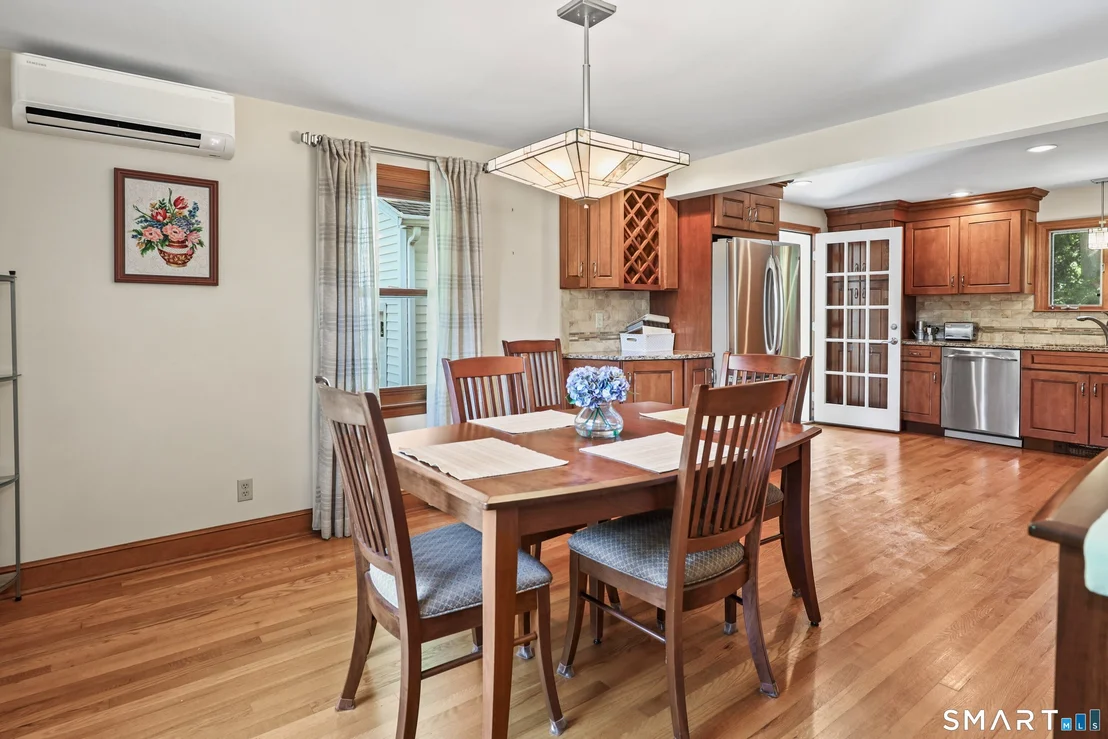 Photo of 24 Bracewood Road