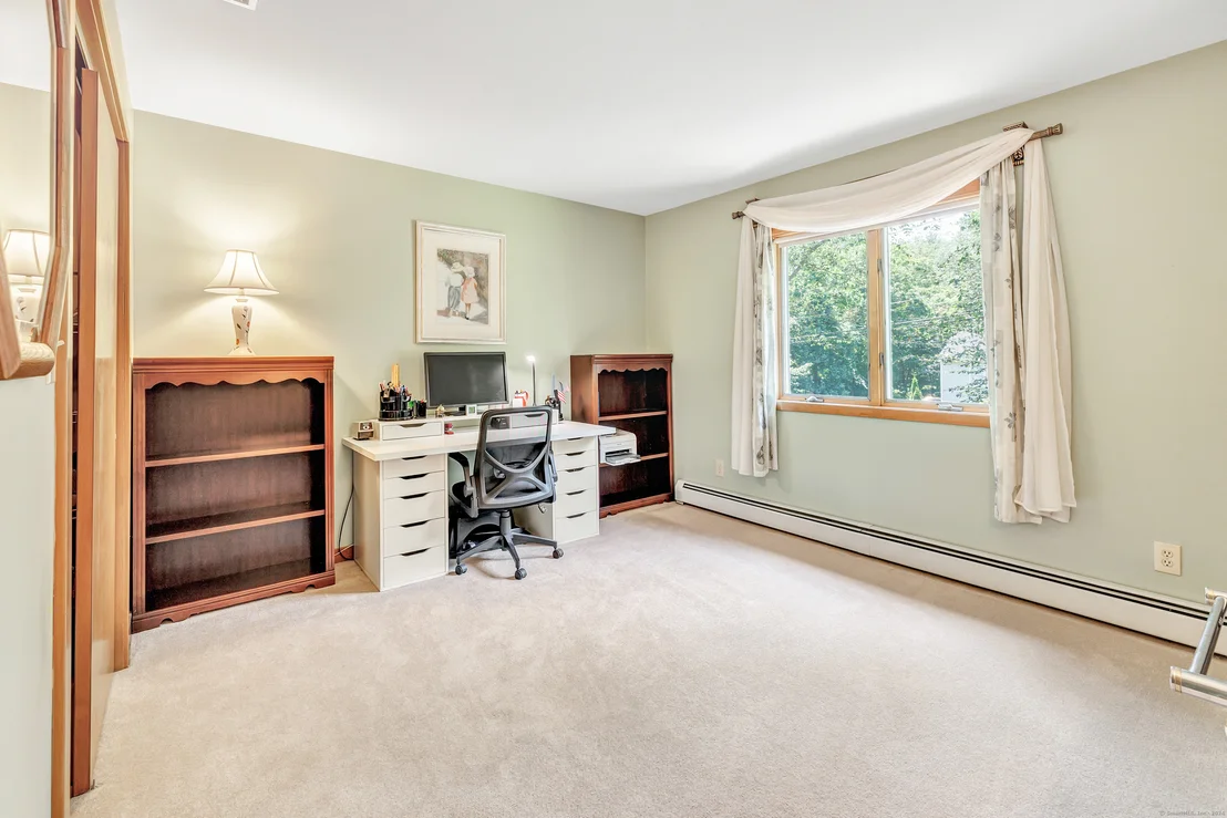 Photo of 26 Rolling Brook Lane
