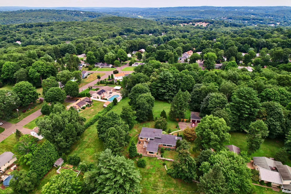 Photo of 215 Allerton Road