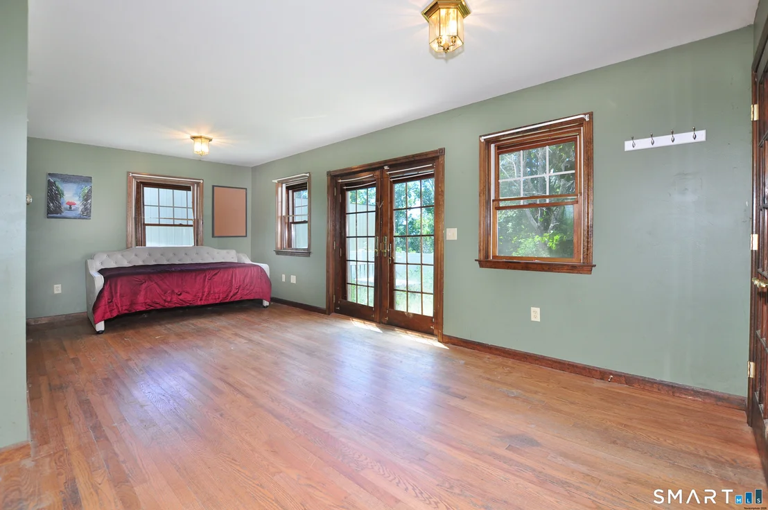 Photo of 609 Norwich Road
