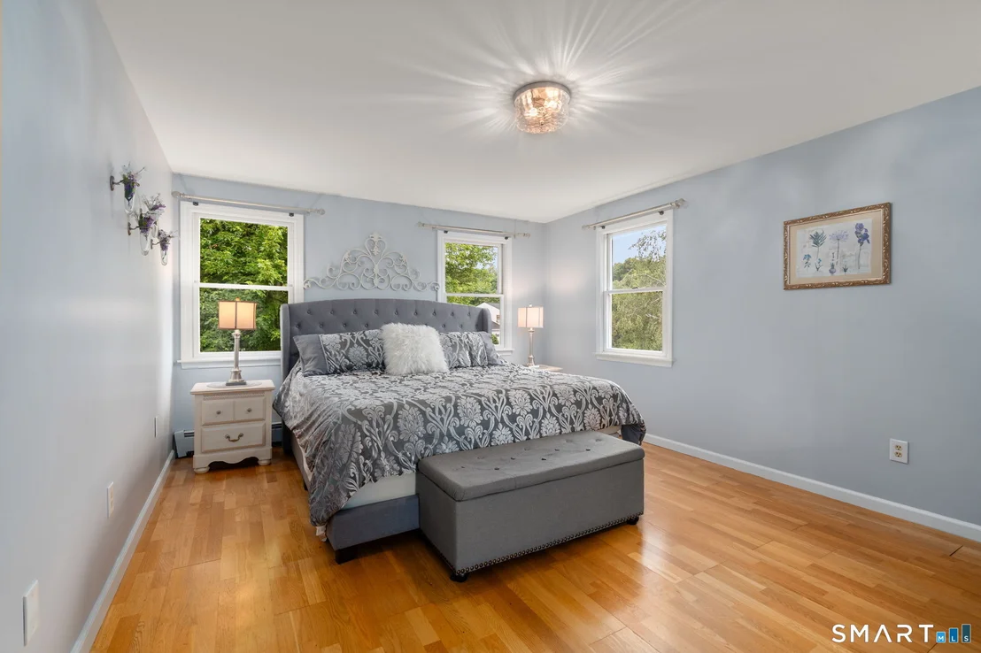 Photo of 25 Vincent Circle