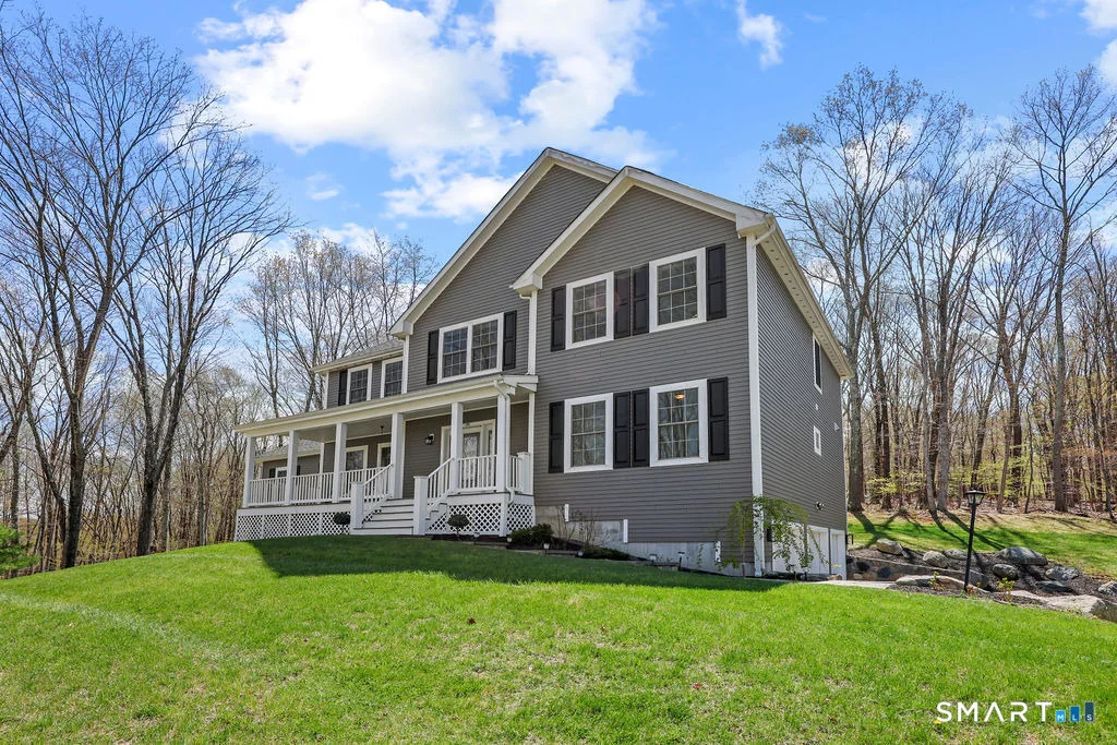 Photo of 359 Hammertown Road