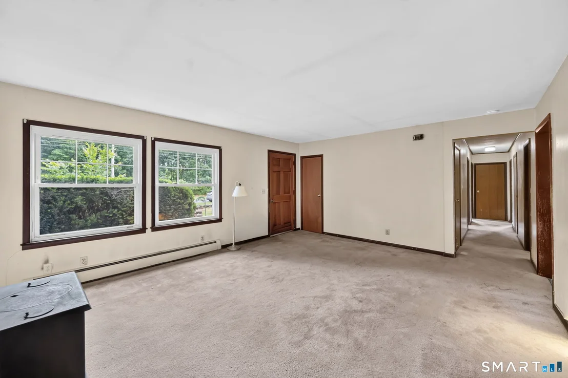Photo of 64 Hoffman Road