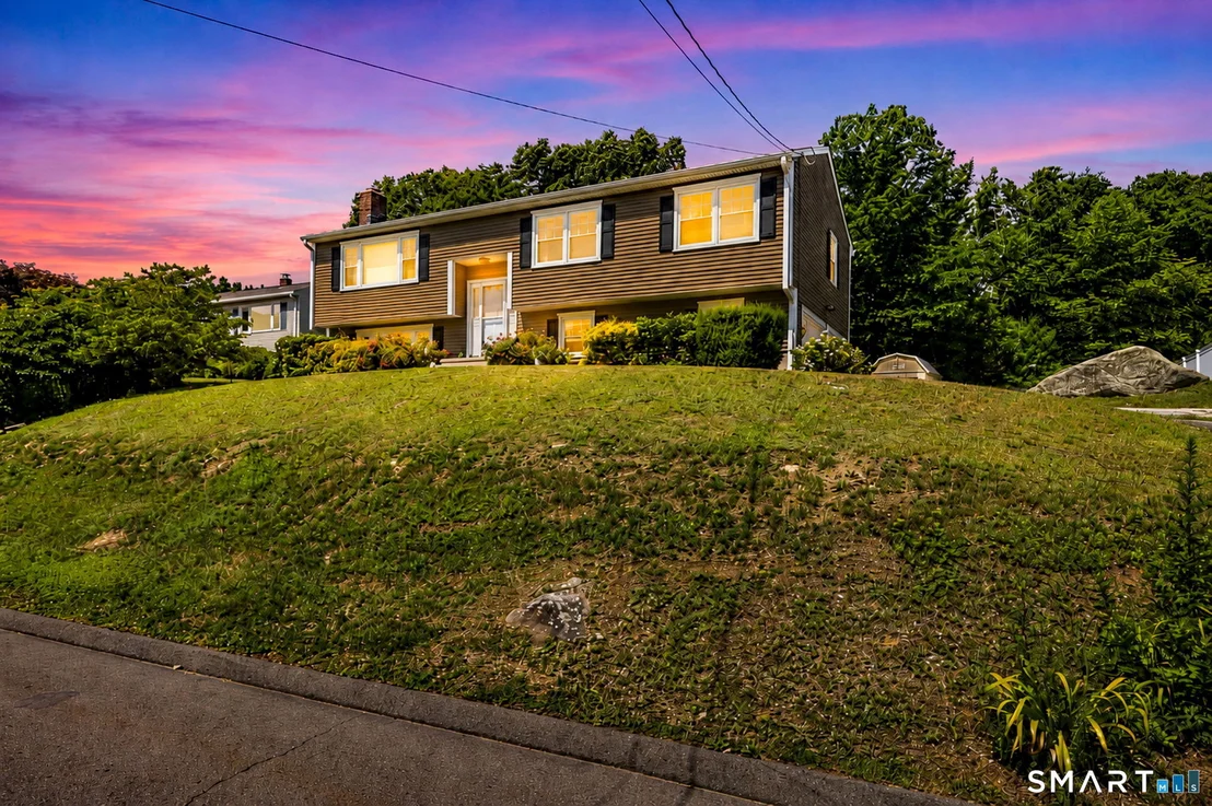 Photo of 10 Hodio Drive