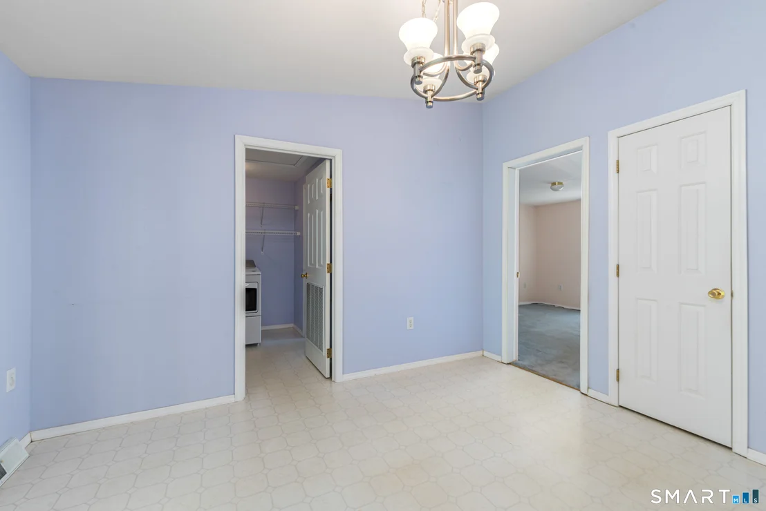 Photo of 17 Laurel Circle