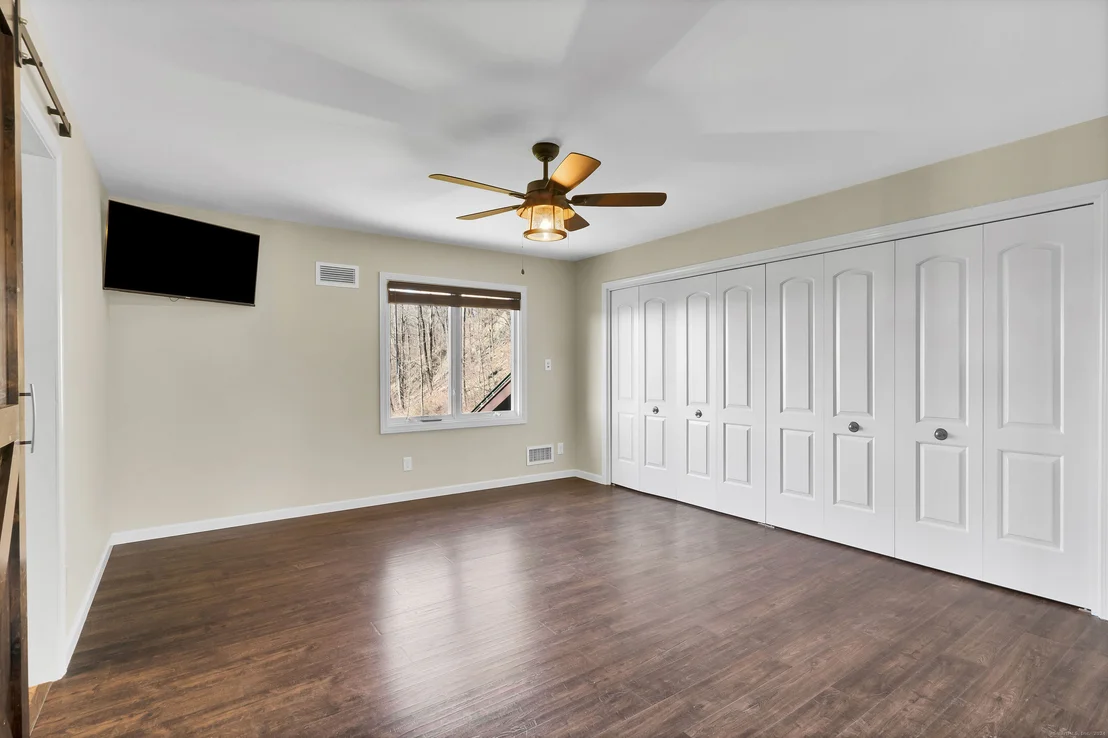 Photo of 110 Ichabod Lane