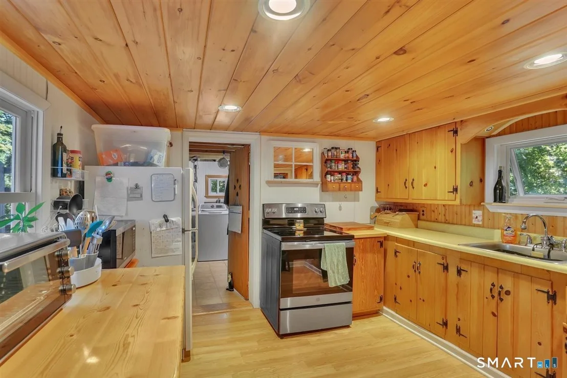 Photo of 33 Reynolds Drive
