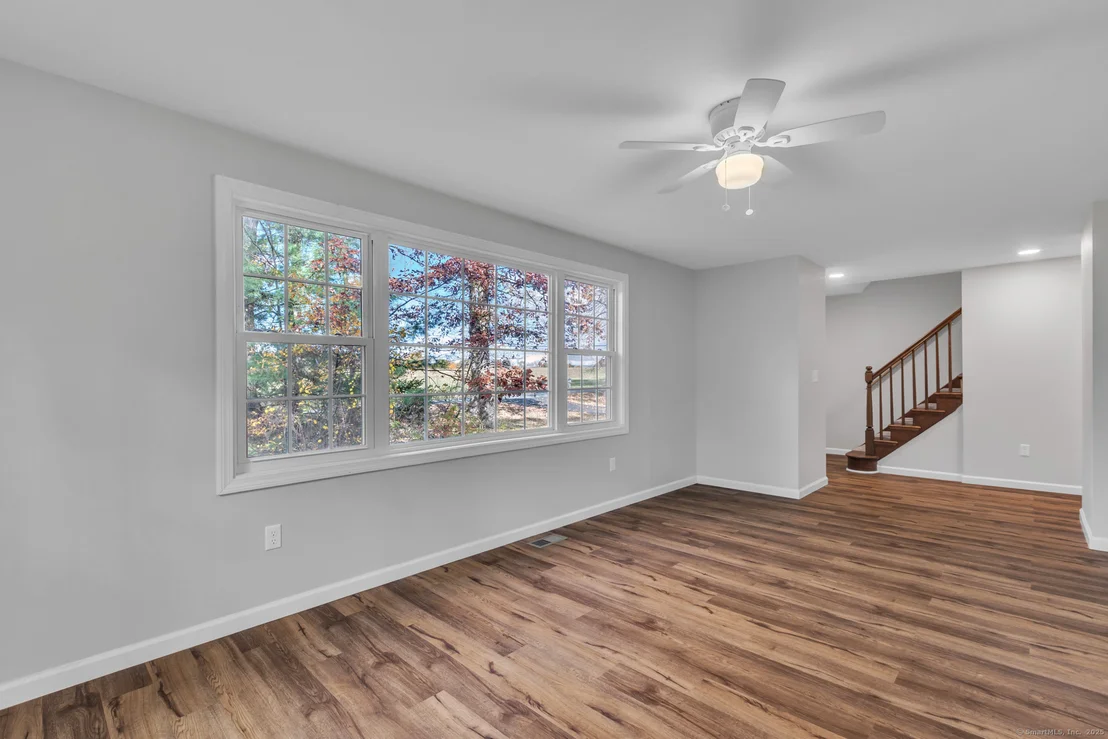 Photo of 42 Middle Road