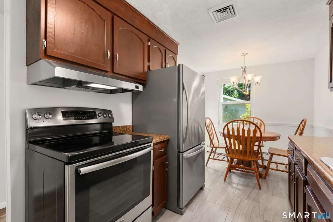 Photo of 143 Southridge Drive