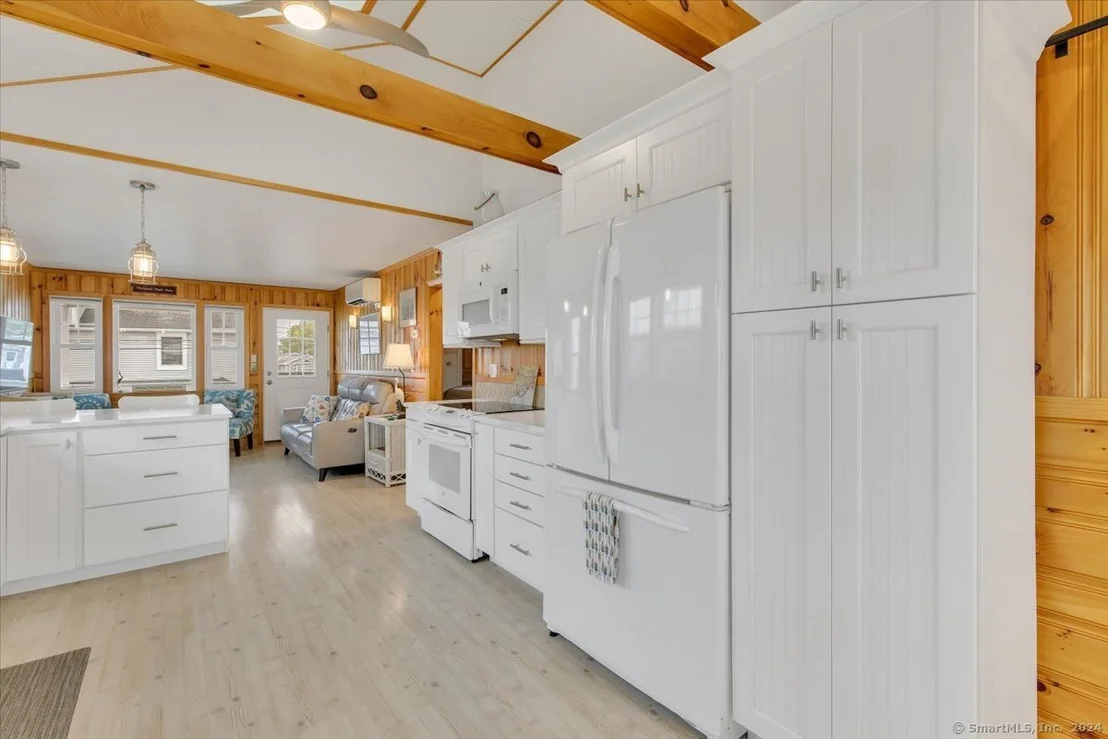 Photo of 8 Tarpon Avenue