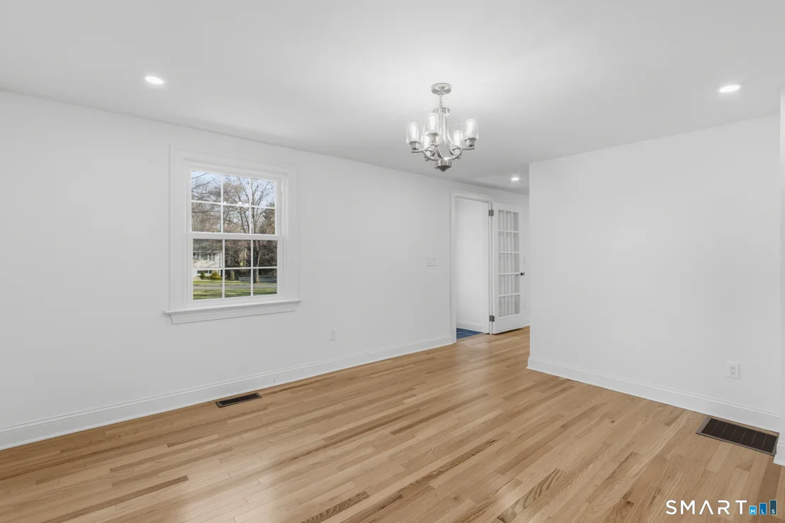 Photo of 395 Cross Hill Road