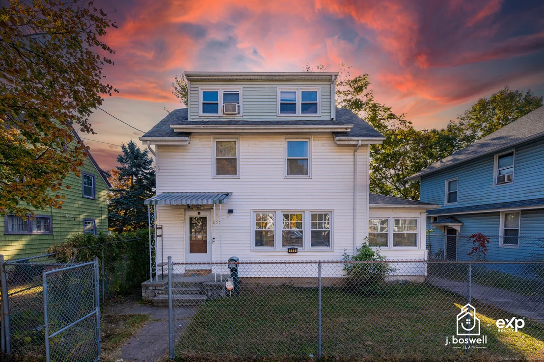 Photo of 655 Winthrop Avenue