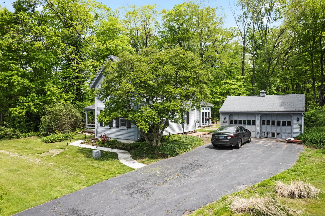 Photo of 77 Hebron Road