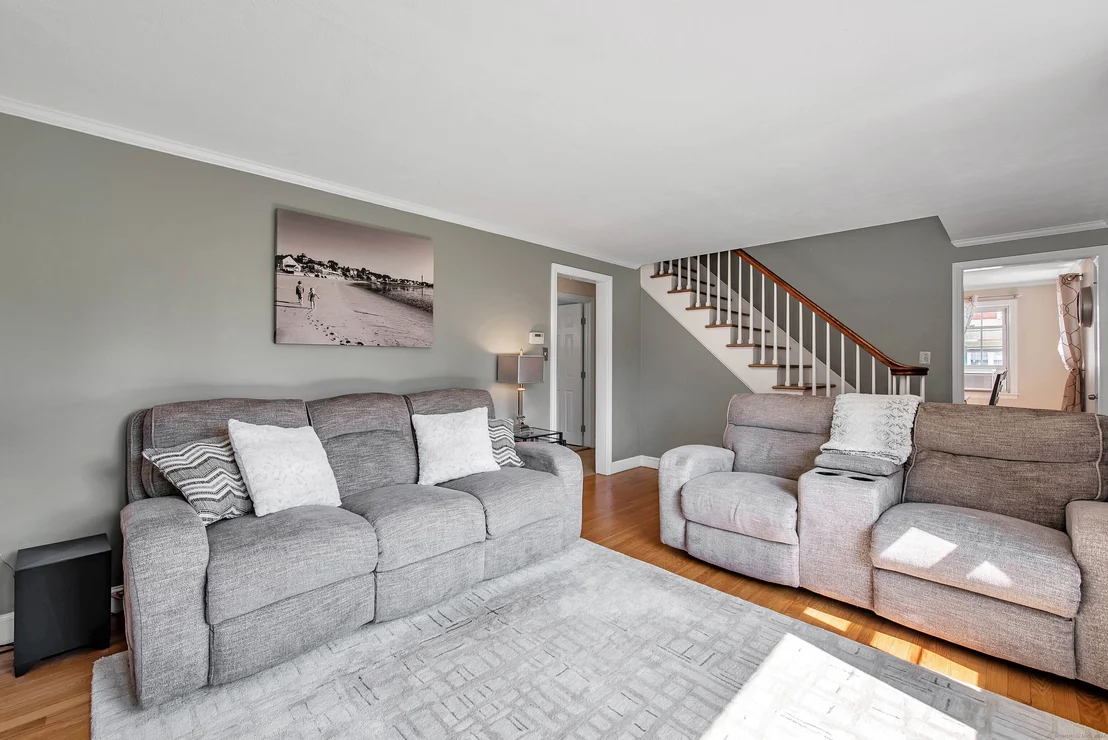 Photo of 25 Maple Ridge Drive
