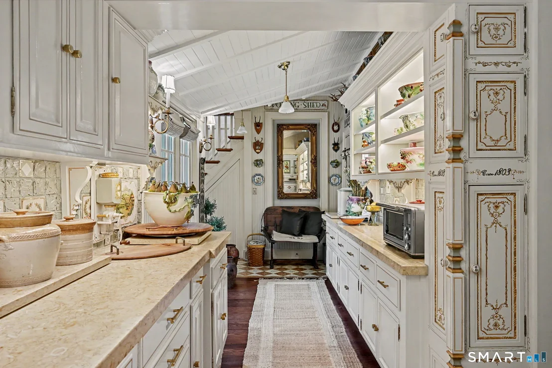 Photo of 6 Hoyt Road