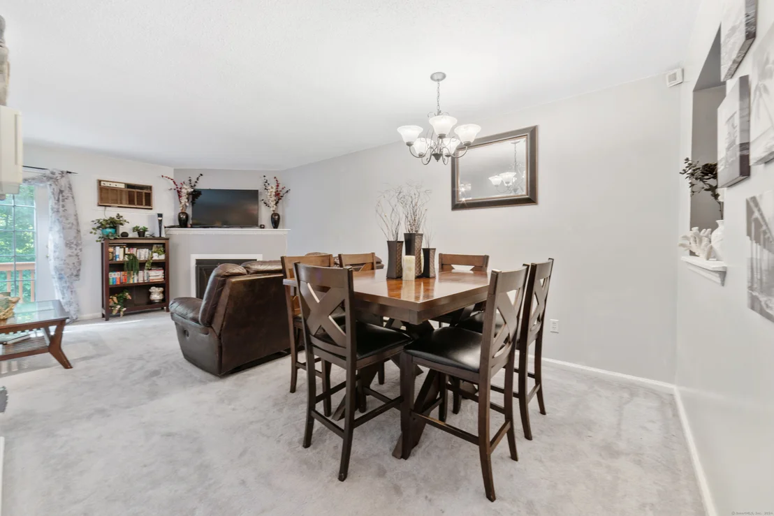 Photo of Unit APT68 at 19 Taft Point