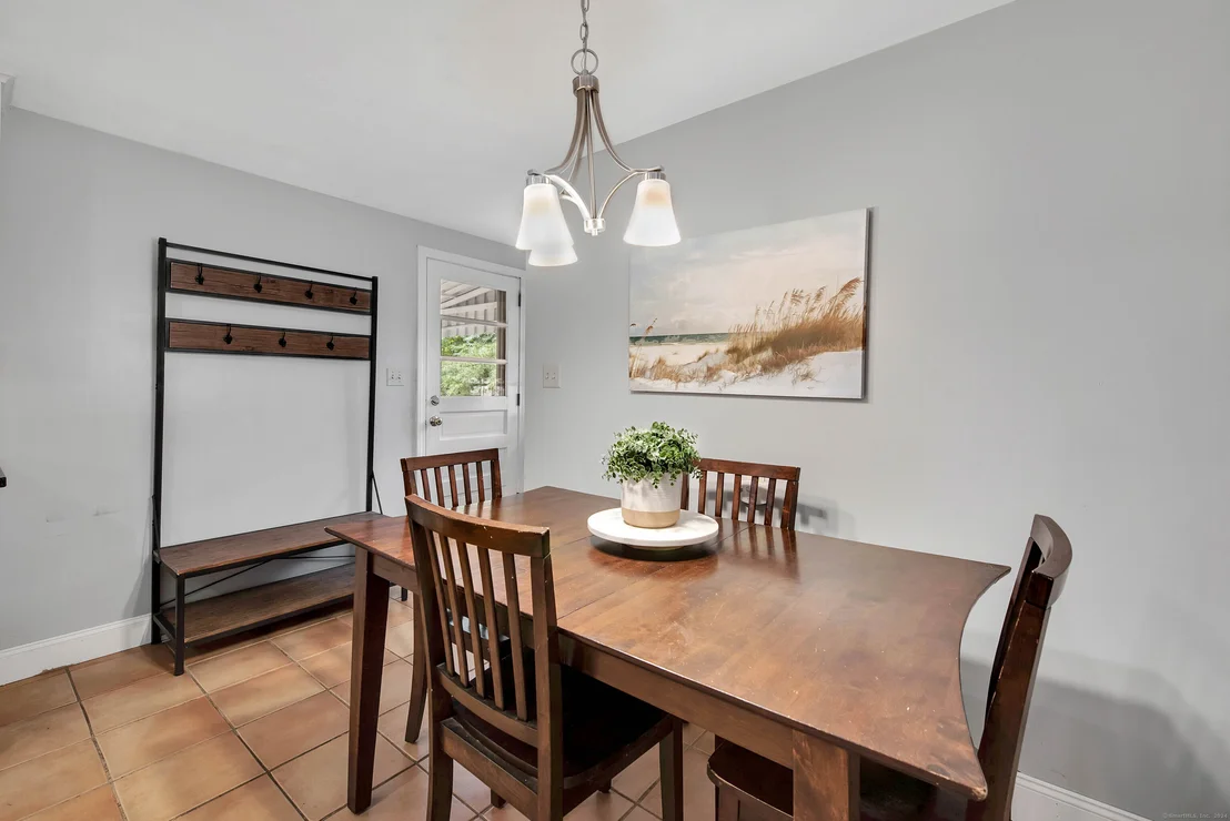 Photo of 1 Higgins Avenue