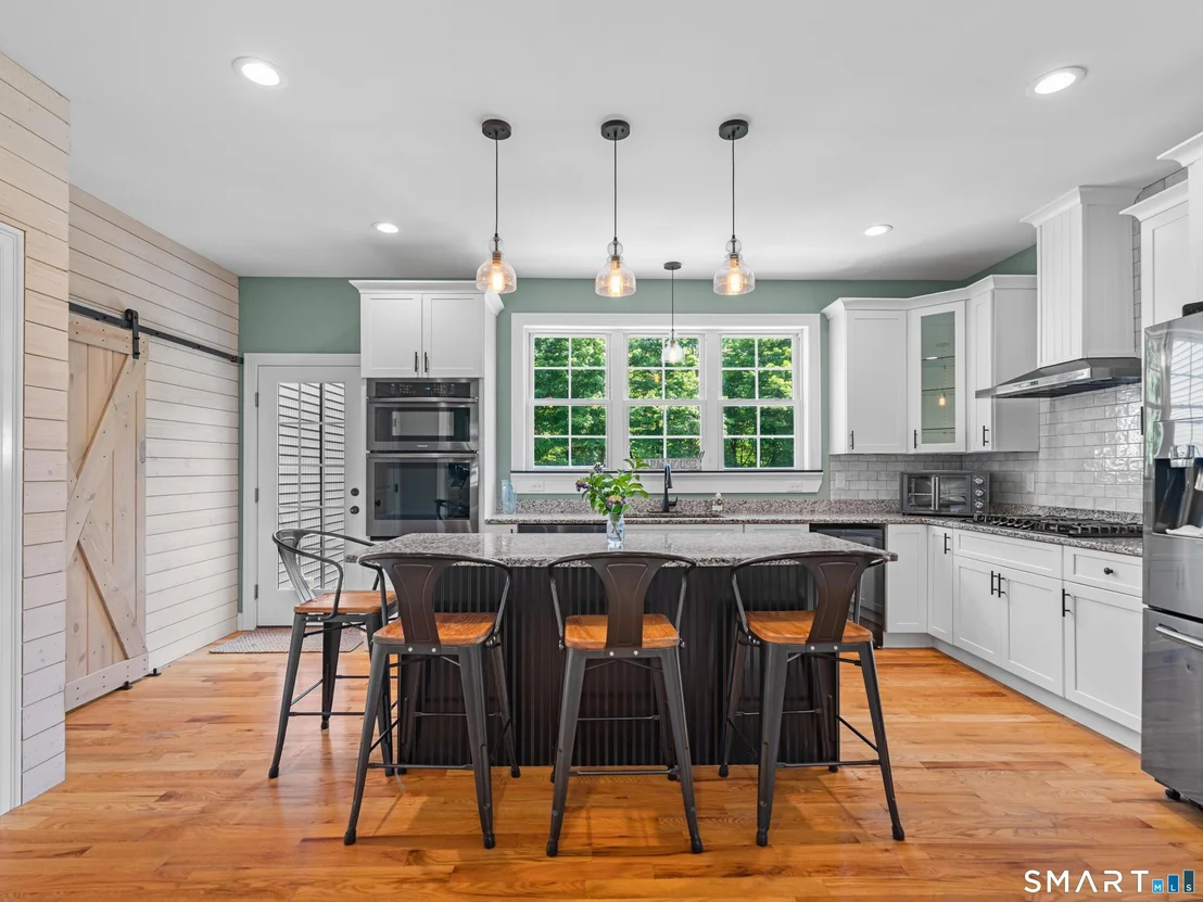 Photo of 217 Hinman Road