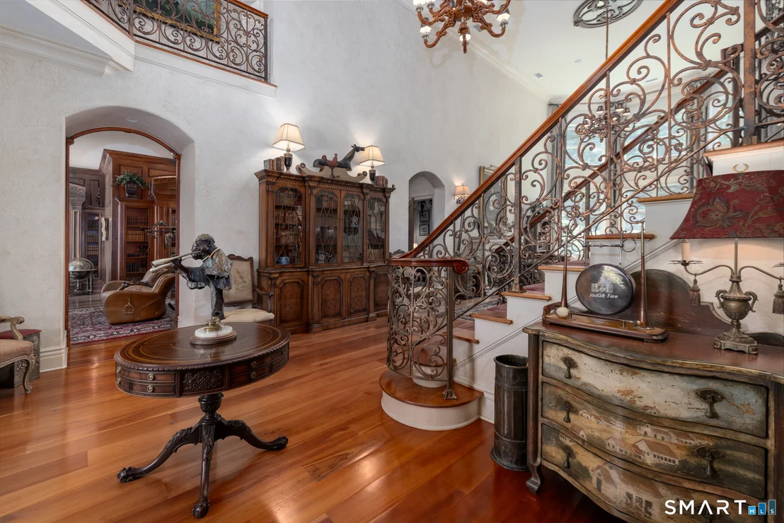 Photo of 7 Equestrian Ridge Road