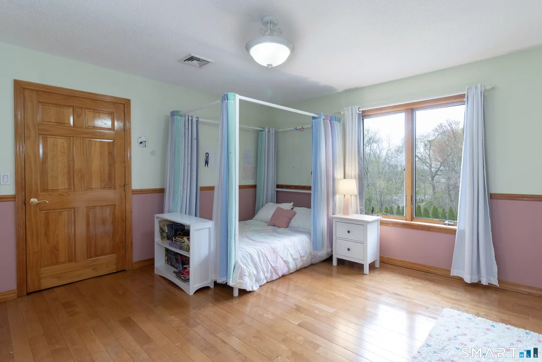 Photo of 113 Pinnacle Road