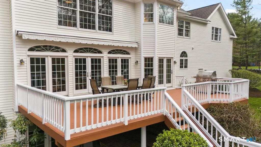 Photo of 8 Maplewood Lane