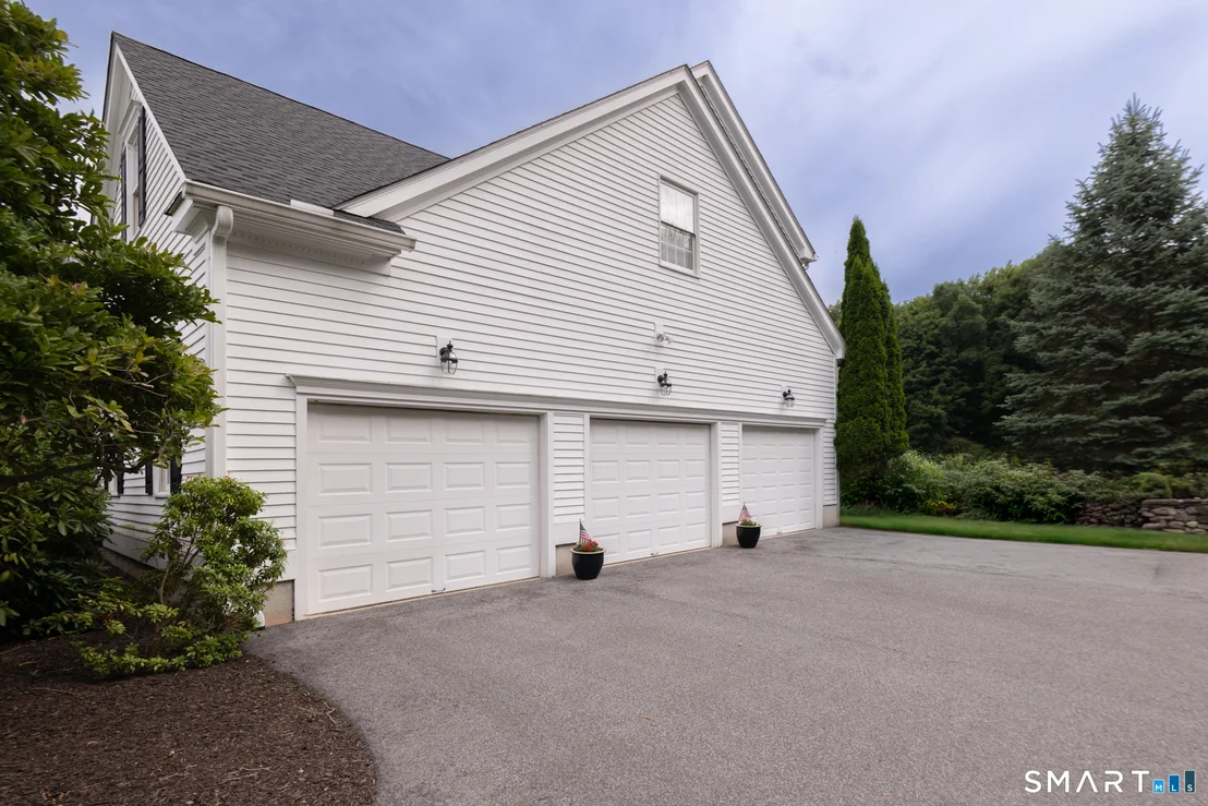 Photo of 21 Merlins Lane