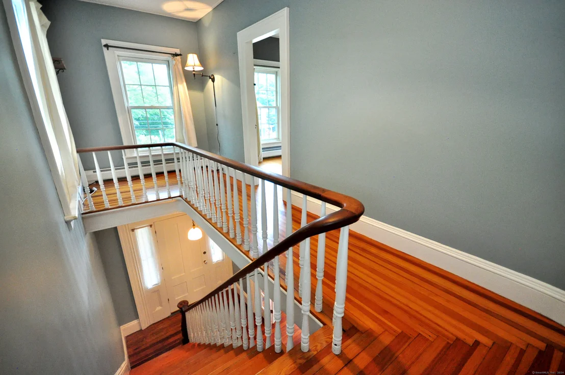 Photo of 19 Maple Avenue