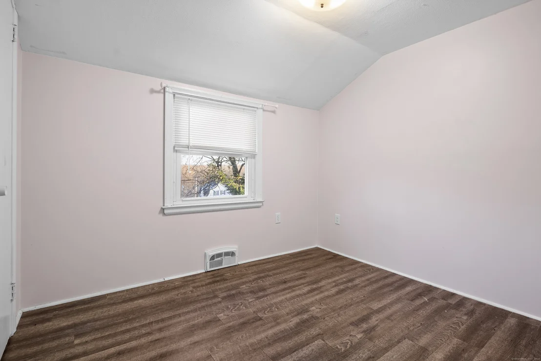Photo of 217 Portman Street