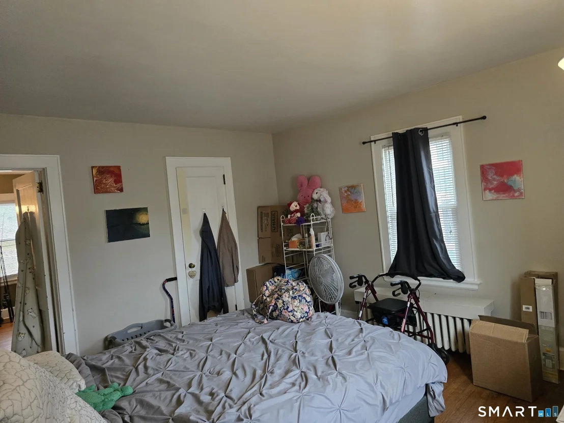 Photo of 94 Holabird Avenue
