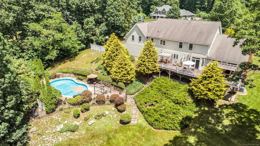 Photo of 26 Oak Ridge Drive