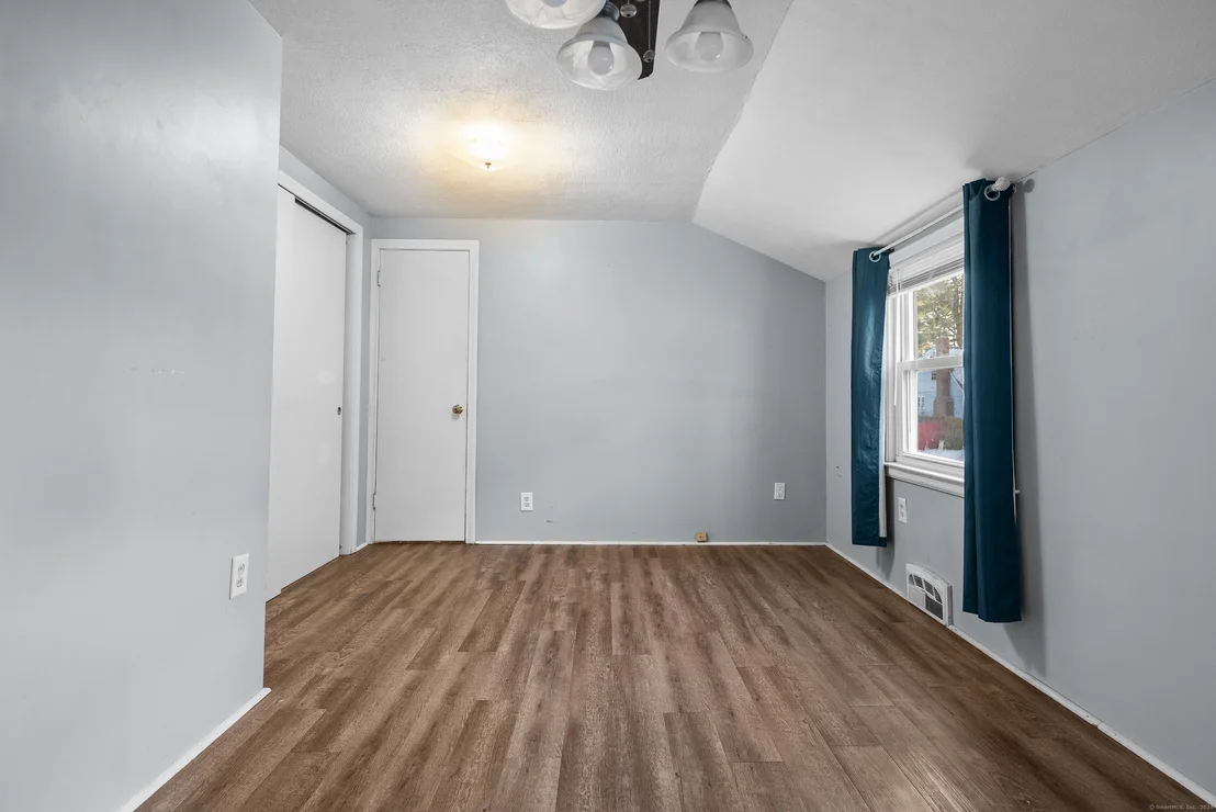 Photo of 217 Portman Street