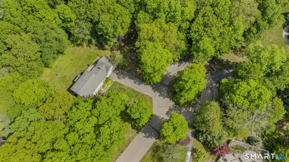 Photo of 10 Whitman Lane