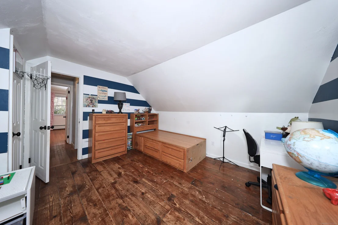 Photo of 39 Laura Drive
