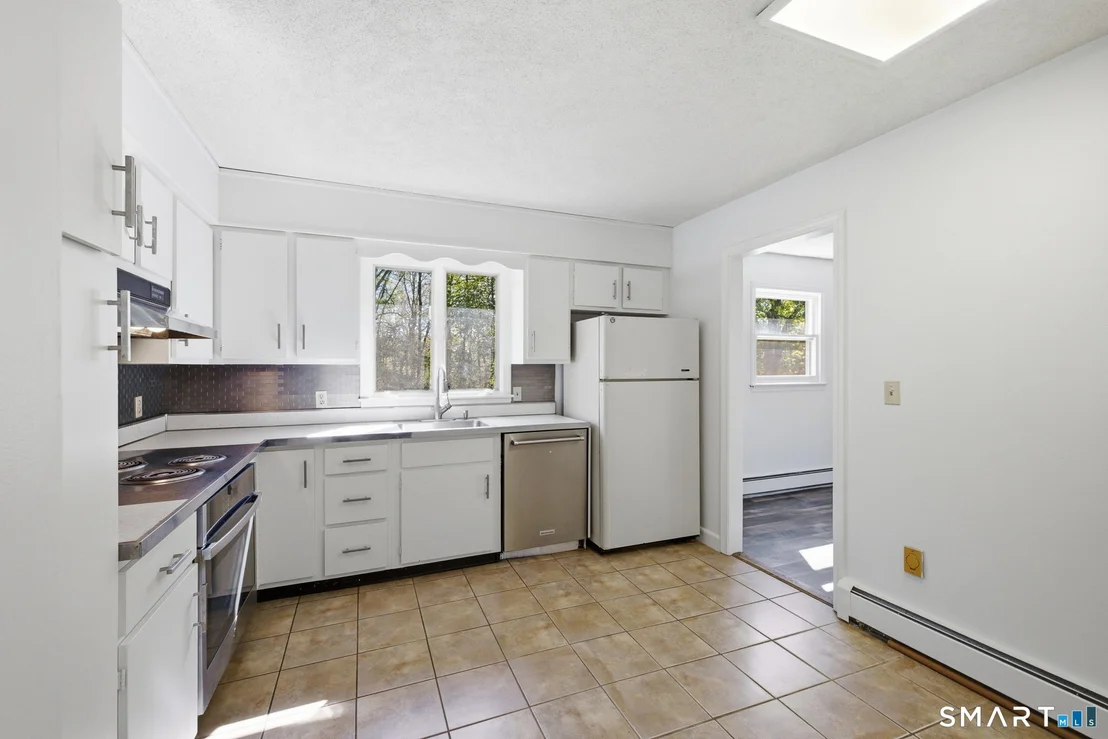 Photo of 16 Julian Drive