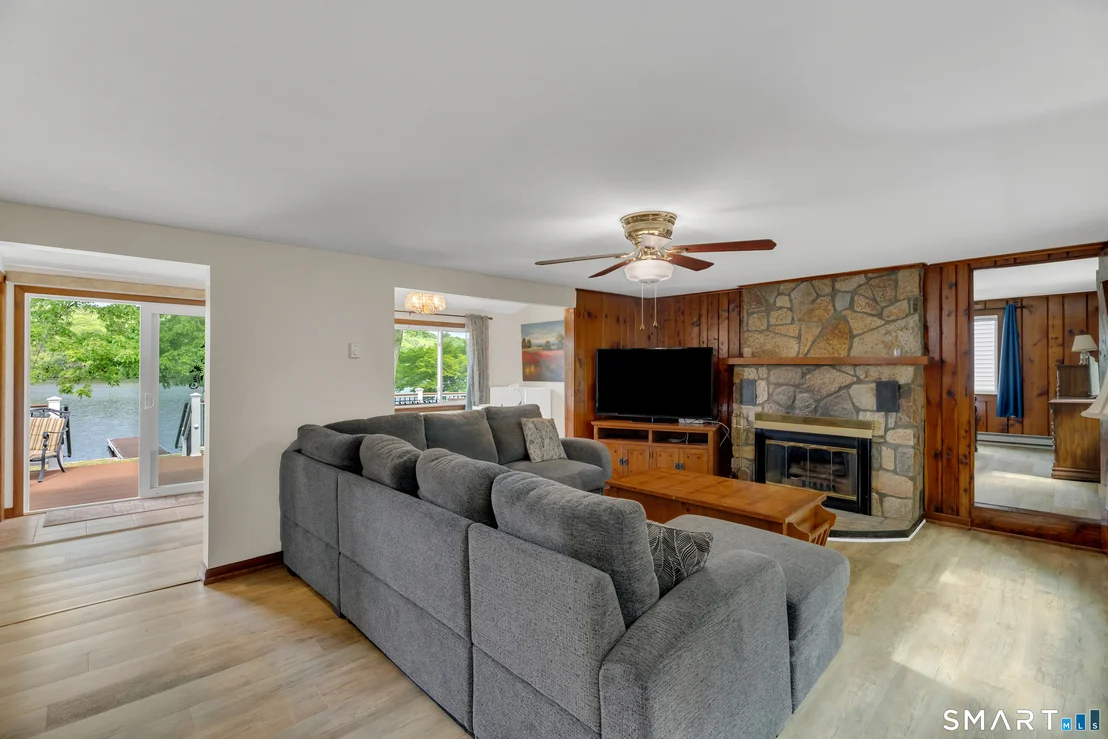 Photo of 51 Lakeview Drive