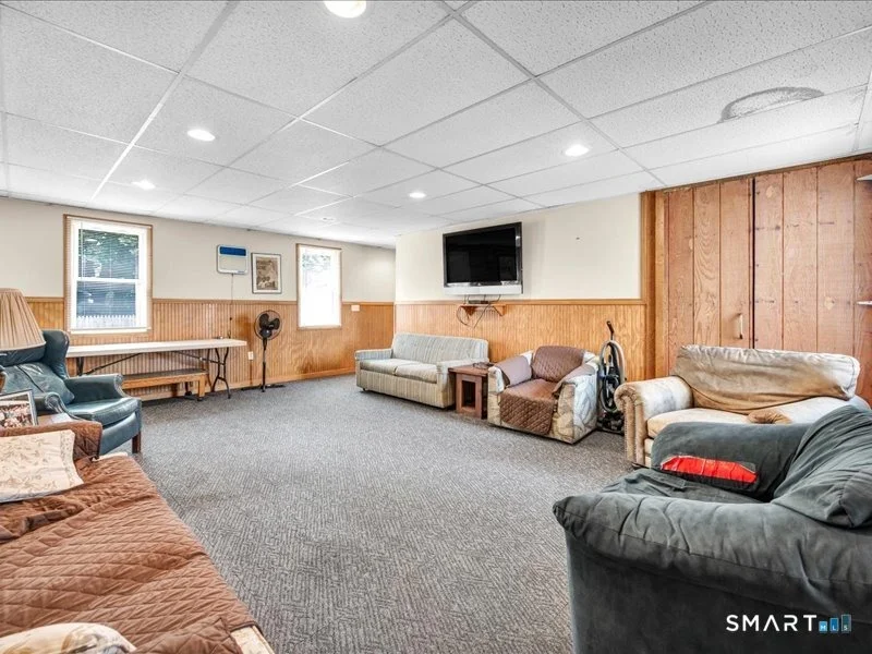 Photo of 61 Maple Avenue