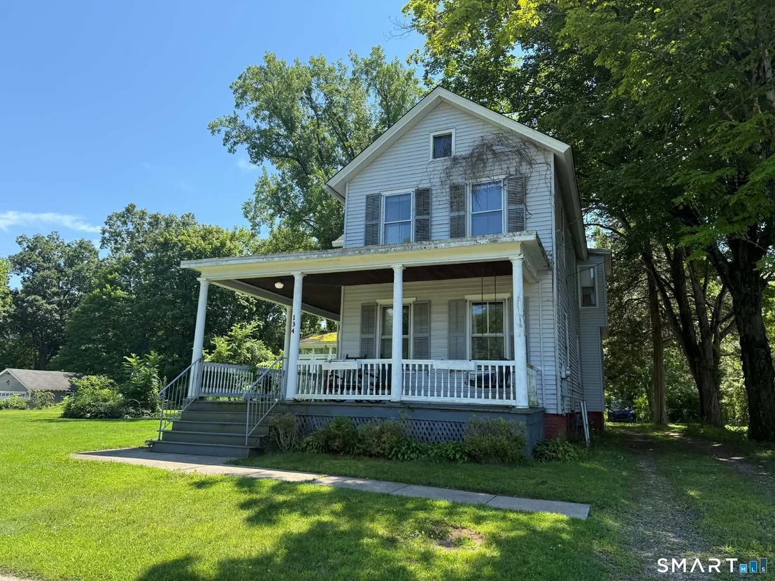 Photo of 134 Pleasant Street