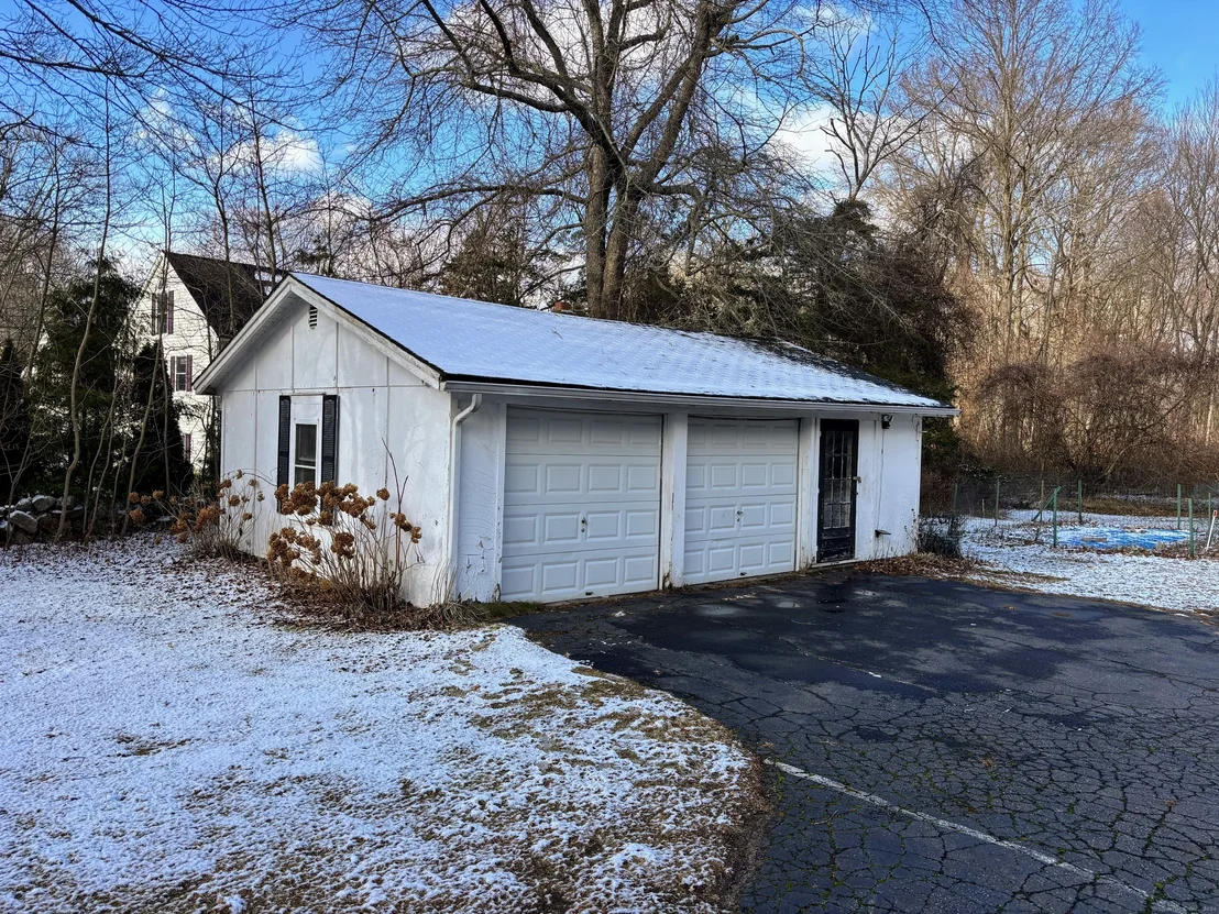 Photo of 29 Brush Hill Road
