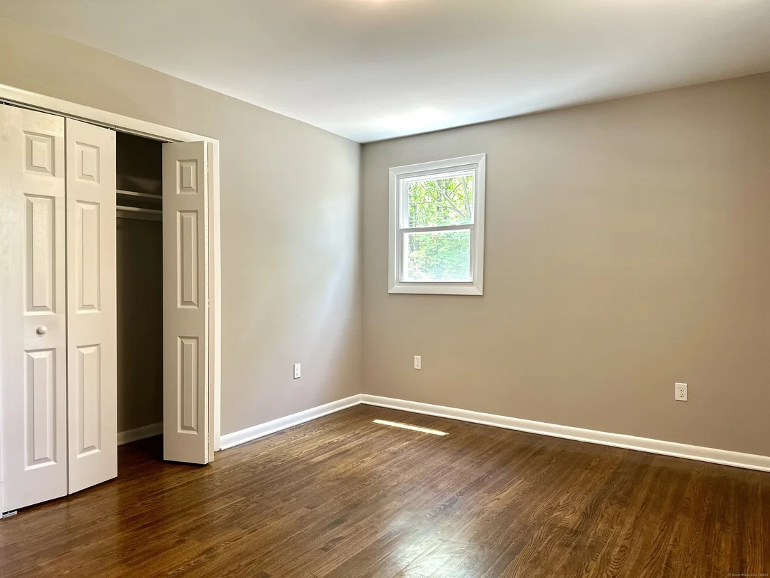 Photo of 241 Forest Road