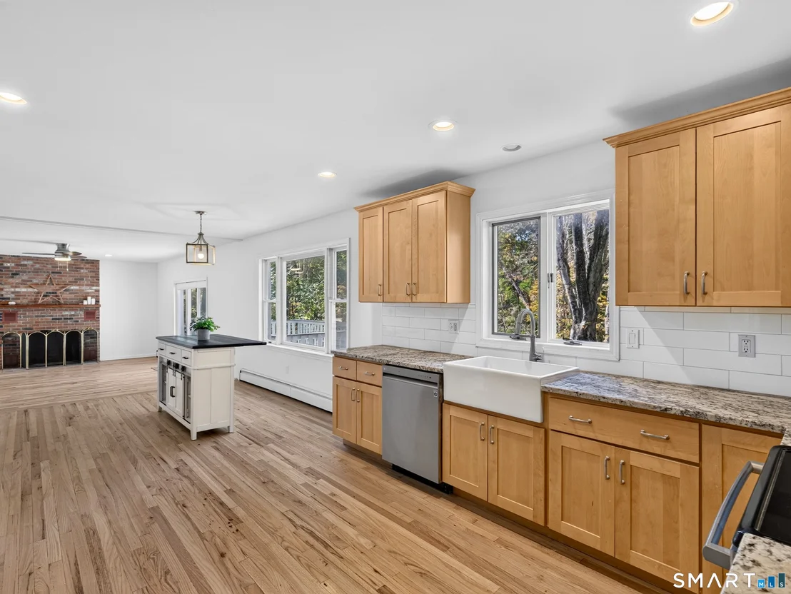 Photo of 7 Hickory Hill Drive