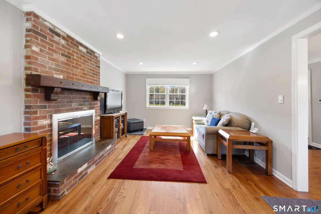 Photo of 450 Cardinal Lane