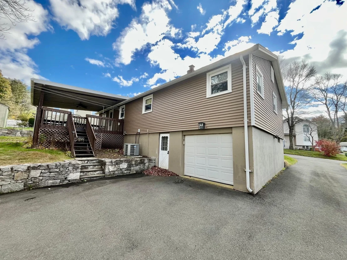 Photo of 124 Plainfield Drive