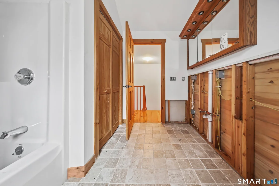 Photo of 76 Clark Hill Road