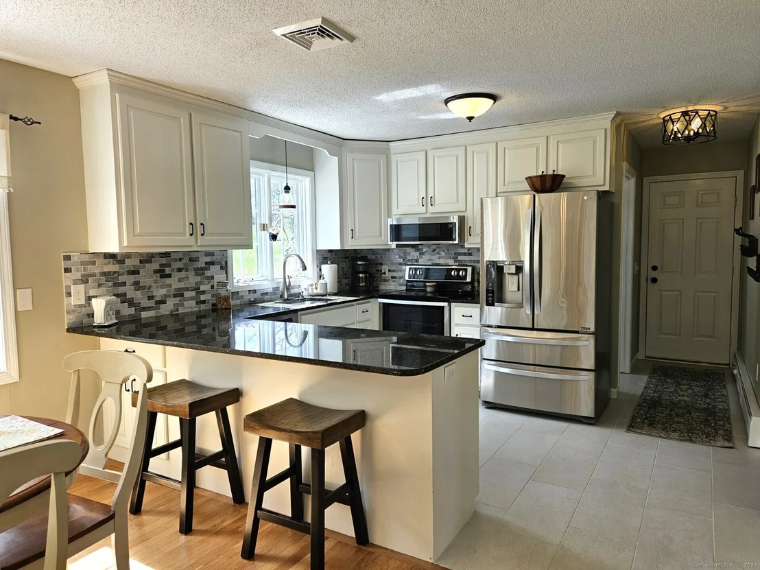 Photo of 28 Heron Hill Road