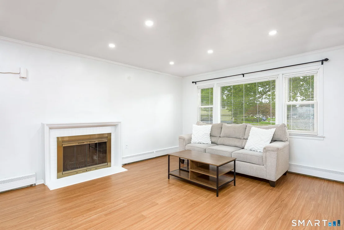 Photo of 34 Grande Avenue